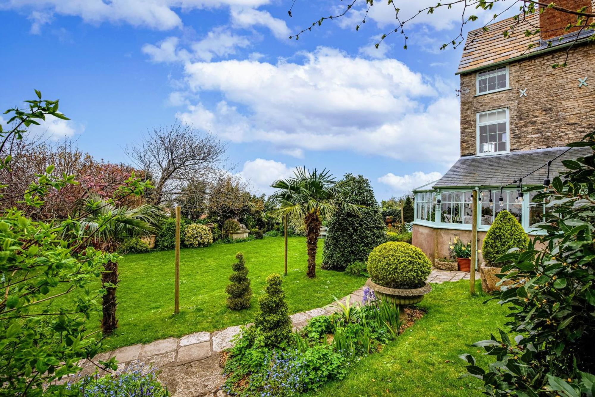 Magnificent Clarence Cottage! Swanage Exteriör bild