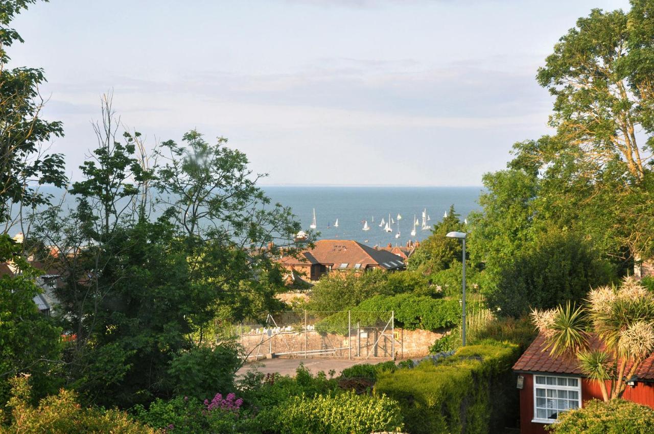 Magnificent Clarence Cottage! Swanage Exteriör bild